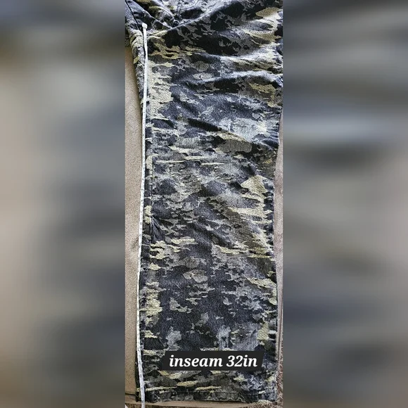 Plus Denim Fabric Interest Relaxed Fit Jeans 46 x 32 - Picture 7 of 7